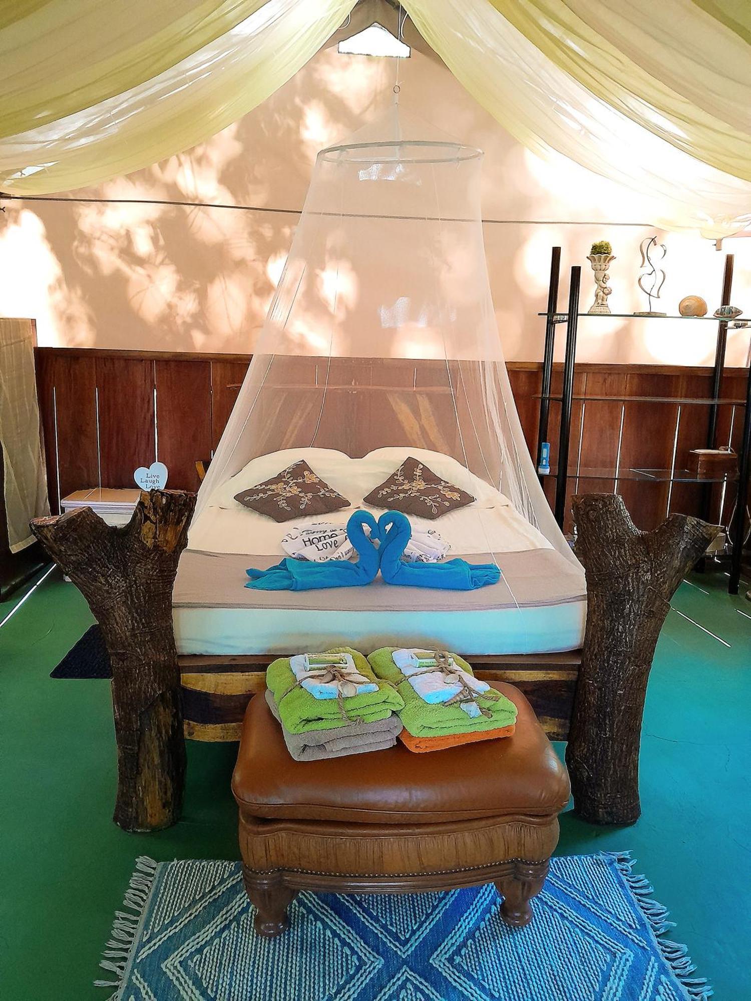 Fully Furnished Family Jungle Tent, Latino Glamping Paquera Extérieur photo